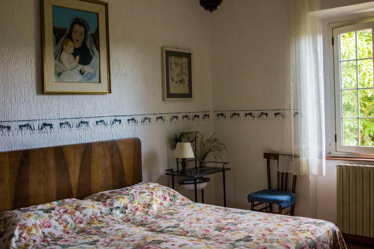 Podere Le Chiuse Сована Екстер'єр фото